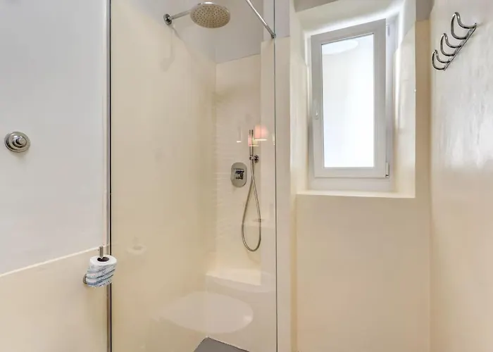 Via Provana San Giovanni 2 Bedroom *