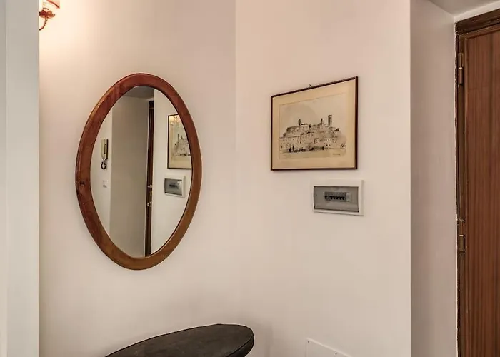 Via Provana San Giovanni 2 Bedroom Appartement *