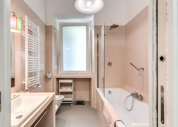 Via Provana San Giovanni 2 Bedroom Rome